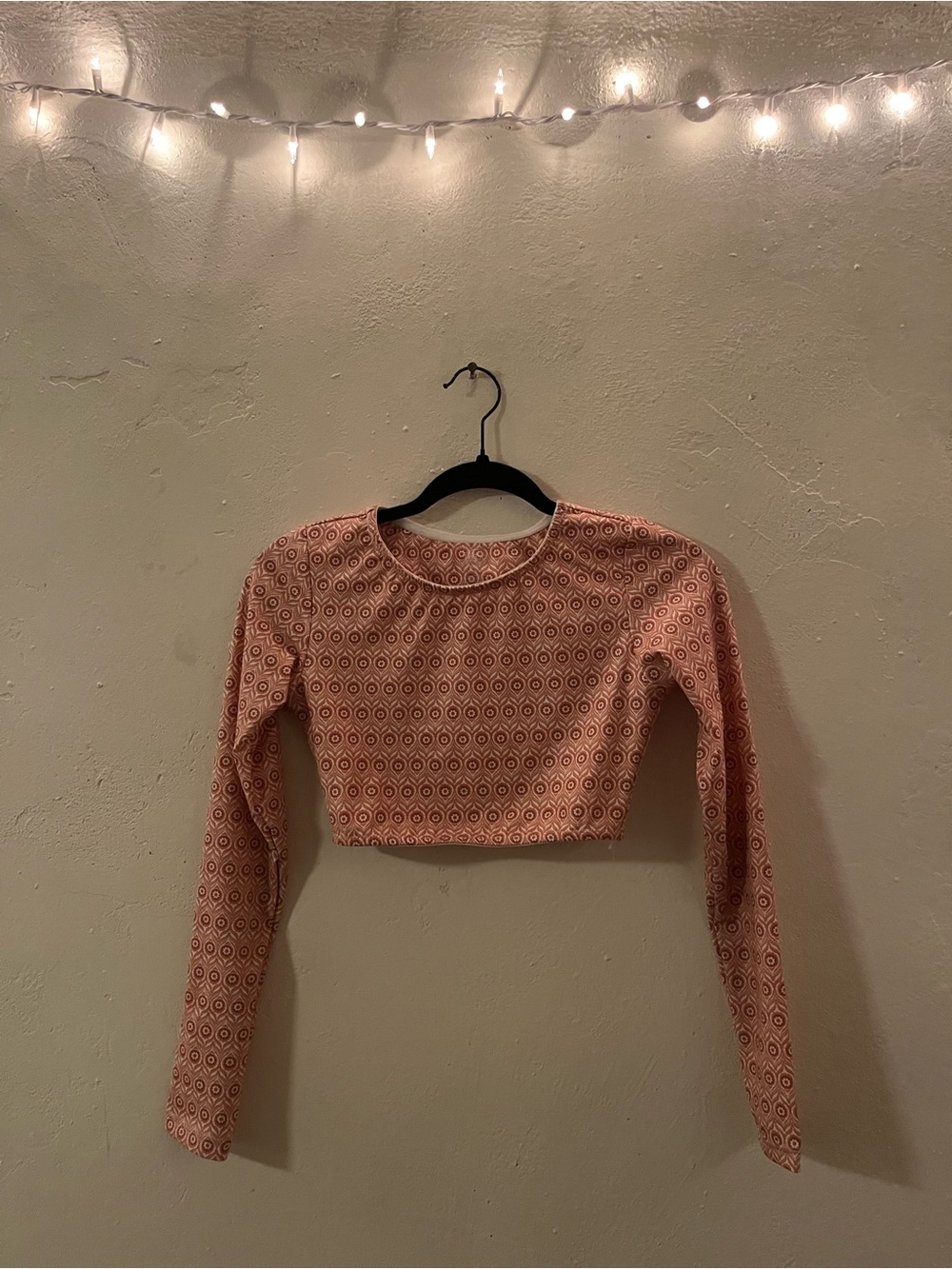 NWOT InnerRelm Women’s Long Sleeve Crop Top Rashguard